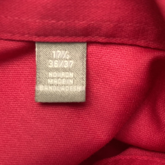 Van Heusen Lux Sateen No Iron Button Down - Picture 5 of 5